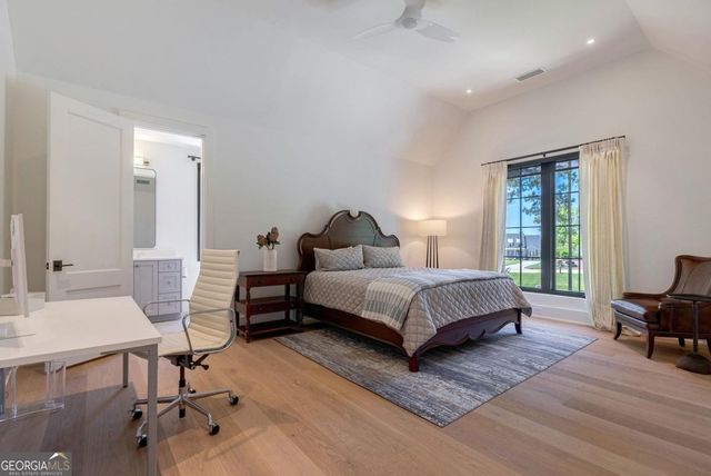 2880 Linger Longer Drive, Greensboro, GA 30642