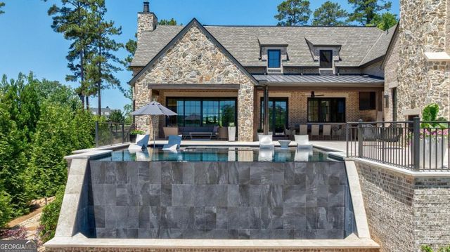 2880 Linger Longer Drive, Greensboro, GA 30642