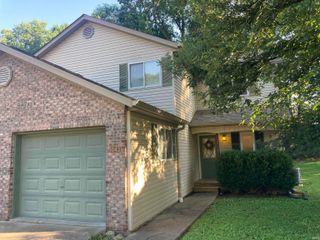 1043 N Forest View Drive, Ellettsville, IN 47429