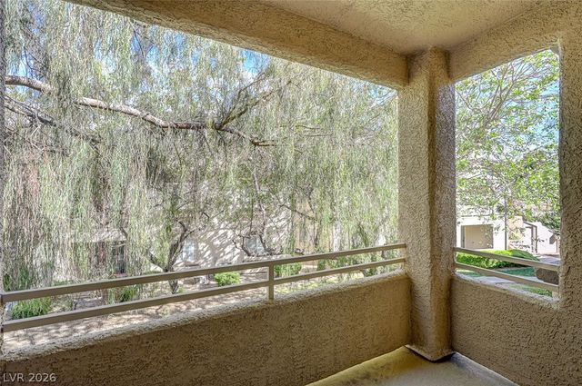 75 North Valle Verde Drive 1324, Henderson, NV 89074