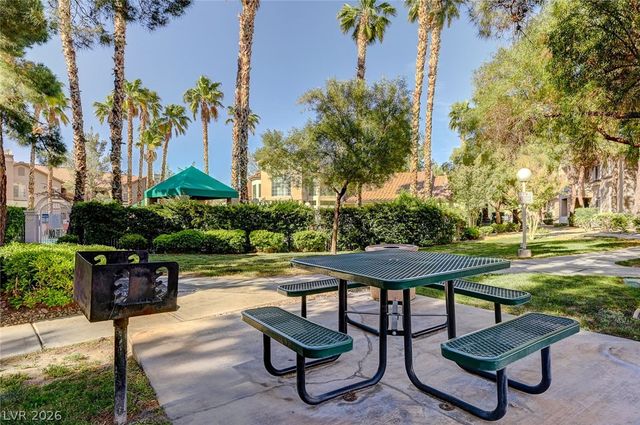 75 North Valle Verde Drive 1324, Henderson, NV 89074