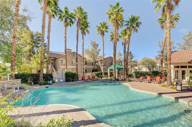 75 North Valle Verde Drive 1324, Henderson, NV 89074