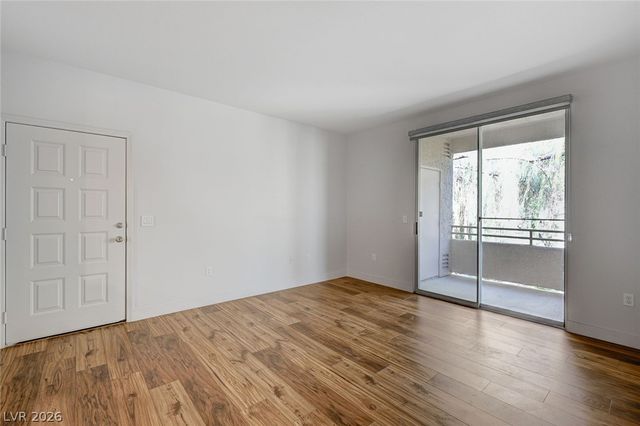 75 North Valle Verde Drive 1324, Henderson, NV 89074