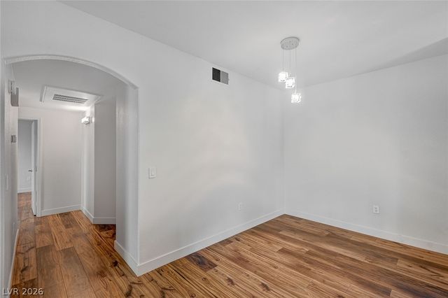 75 North Valle Verde Drive 1324, Henderson, NV 89074