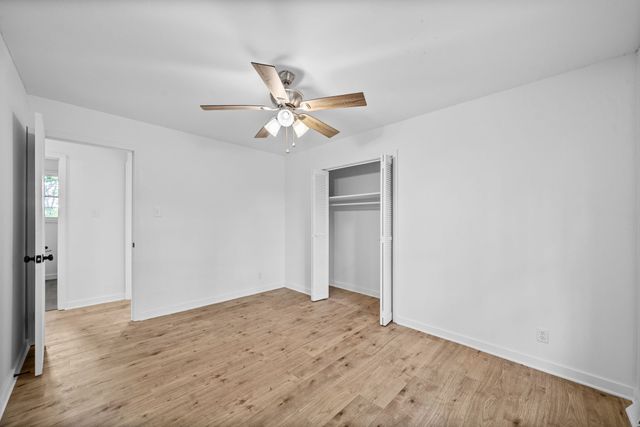 916 Beacon Dr, Clarksville, TN 37043
