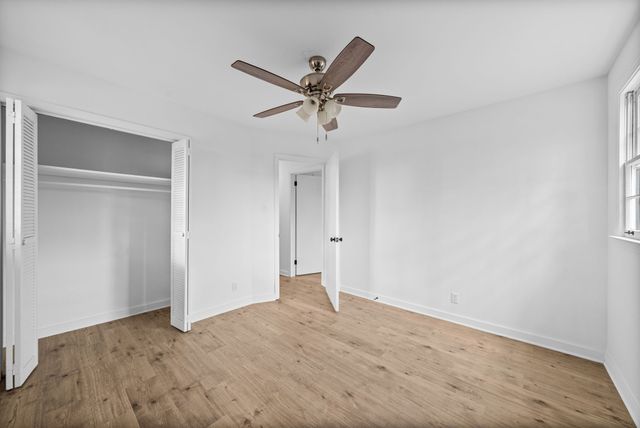 916 Beacon Dr, Clarksville, TN 37043