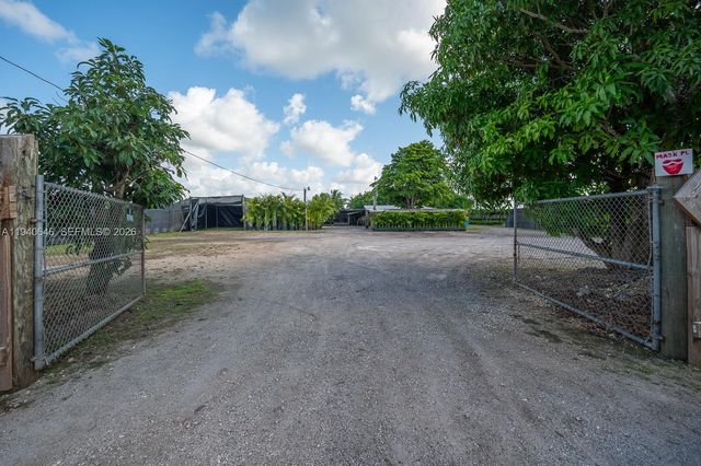 20750 SW 256 ST, Homestead, FL 33031