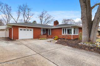 41 Brookside Avenue, Old Bridge, NJ 08857