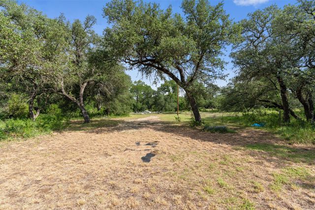 301 County Road 281, Leander, TX 78641
