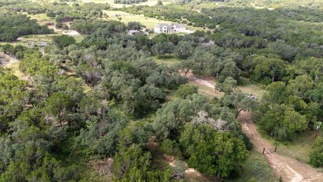301 County Road 281, Leander, TX 78641