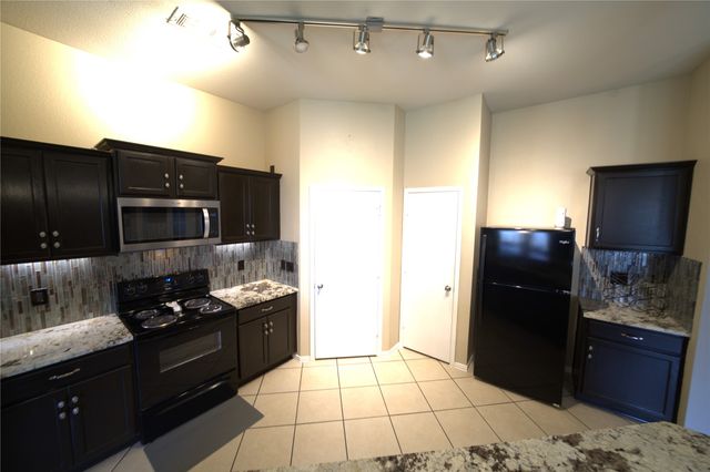 1010 Remington Ranch Road, Mansfield, TX 76063