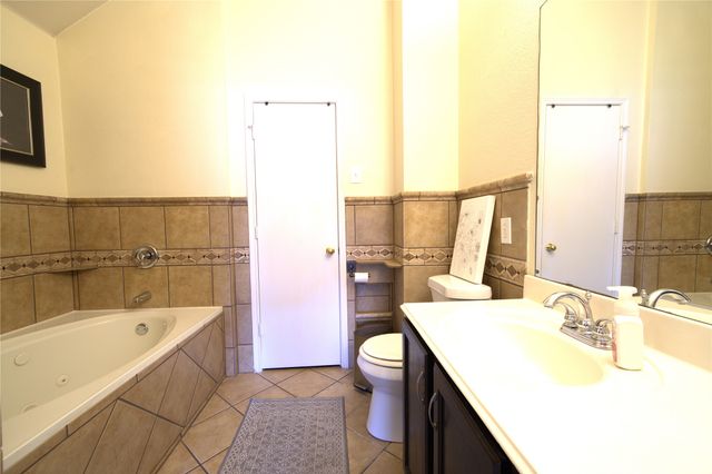1010 Remington Ranch Road, Mansfield, TX 76063