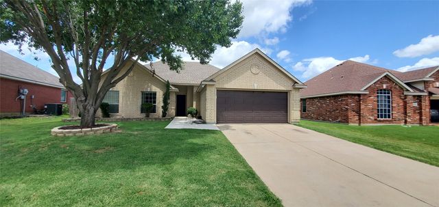 1010 Remington Ranch Road, Mansfield, TX 76063