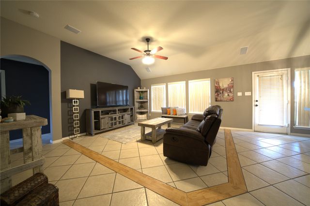1010 Remington Ranch Road, Mansfield, TX 76063