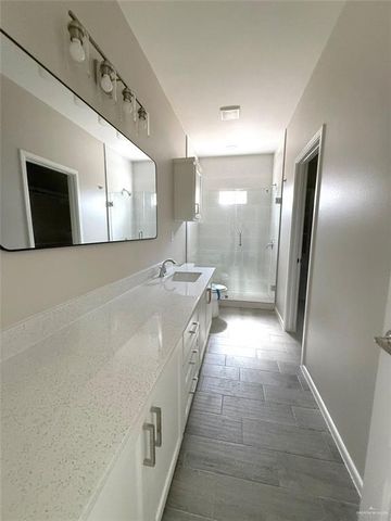 2608 E Harrison Avenue, Alton, TX 78573