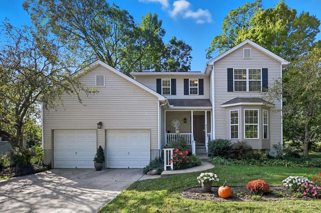 311 E Willow Avenue, Glendale, OH 45246