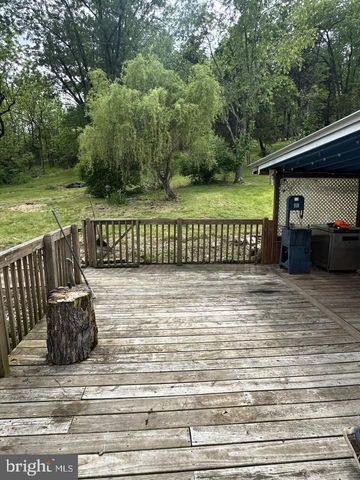 640 WALNUT RD, Birdsboro, PA 19508