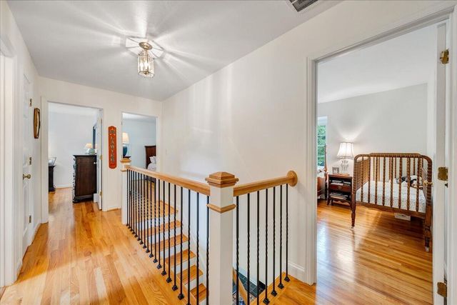 21 Queen Regent CT, Blue Ridge, VA 24064