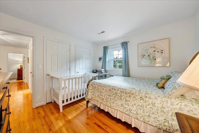 21 Queen Regent CT, Blue Ridge, VA 24064