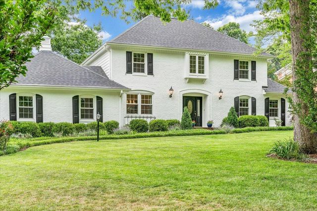 21 Queen Regent CT, Blue Ridge, VA 24064