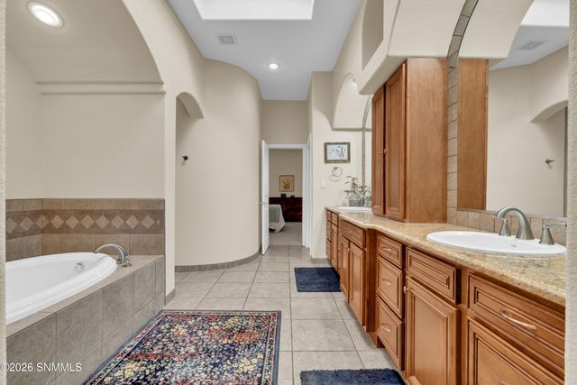 5156 San Carlos Court, Las Cruces, NM 88011
