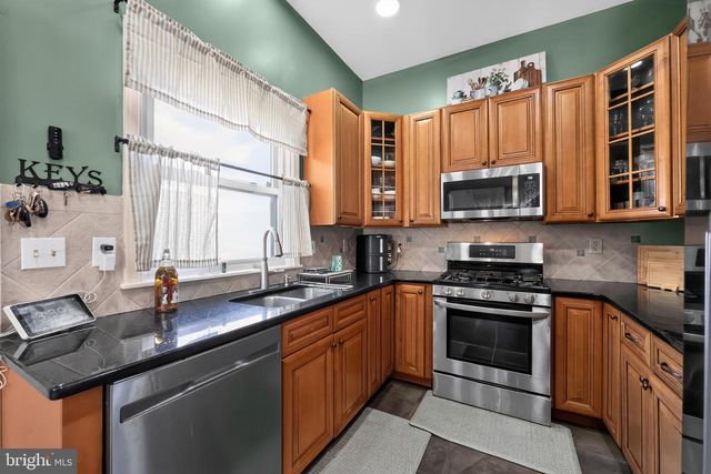 8527 ALGON AVE, Philadelphia, PA 19152