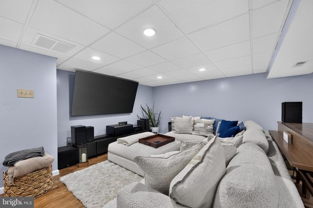 8527 ALGON AVE, Philadelphia, PA 19152