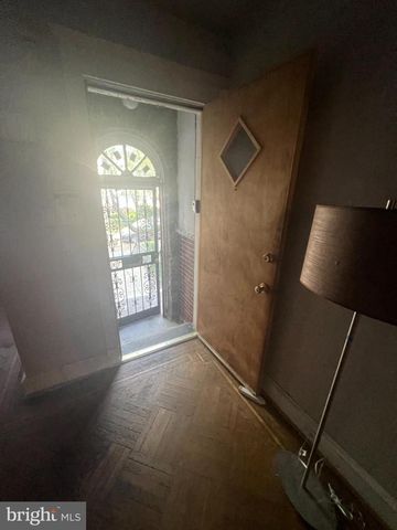 5622 N UBER ST, Philadelphia, PA 19141