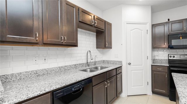 3857 HAMPSTEAD LANE, Lakeland, FL 33810