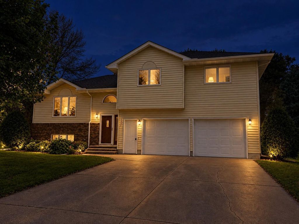 1540 Falcon Drive, Fairmont, MN 56031 — photo 2