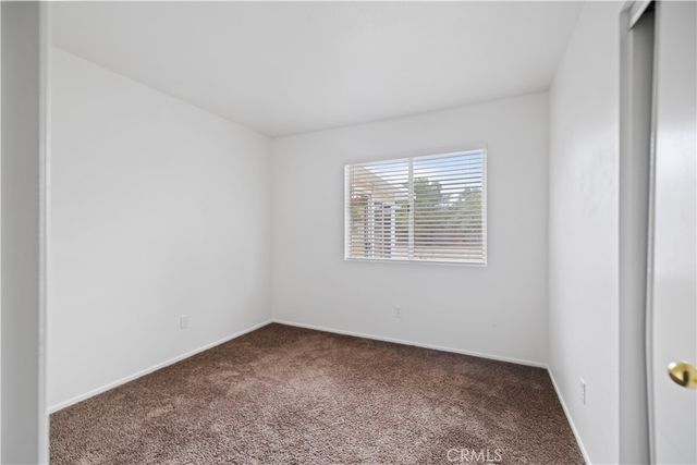 15589 Cheyenne, Hesperia, CA 92345