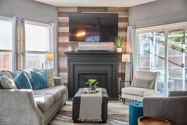 176 Breezemont Drive, Fuquay Varina, NC 27526