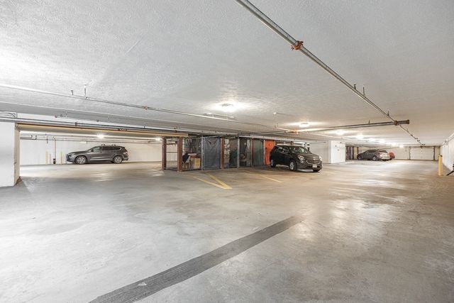 59 Mill St 302, Dracut, MA 01826