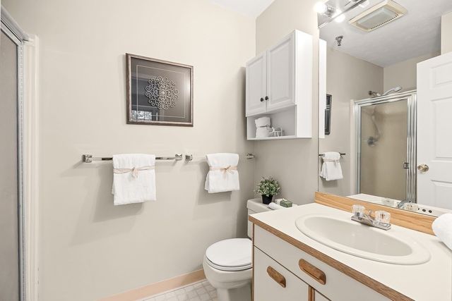 59 Mill St 302, Dracut, MA 01826