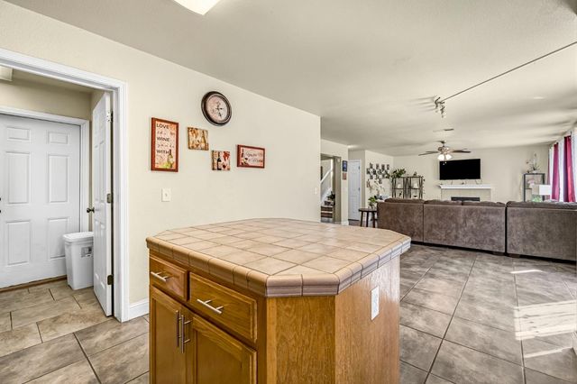 1050 Monterey Street, Madera, CA 93637