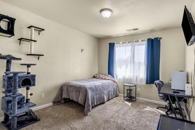 1050 Monterey Street, Madera, CA 93637