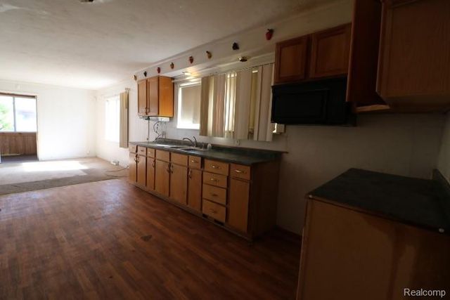 3143 Maywood Drive, Flint, MI 48504