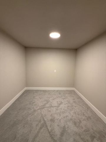 7647 Old Auburn Rd, Citrus Heights, CA 95610