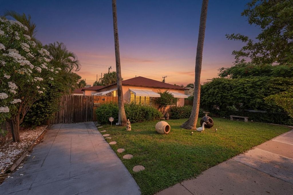 427 58th Street, West Palm Beach, FL 33407