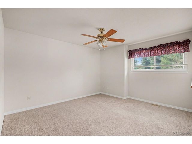 12412 E Caspian Dr, Aurora, CO 80014
