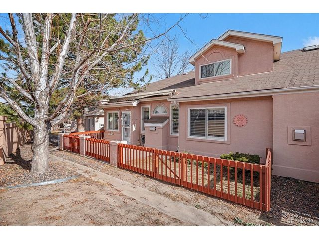 12412 E Caspian Dr, Aurora, CO 80014