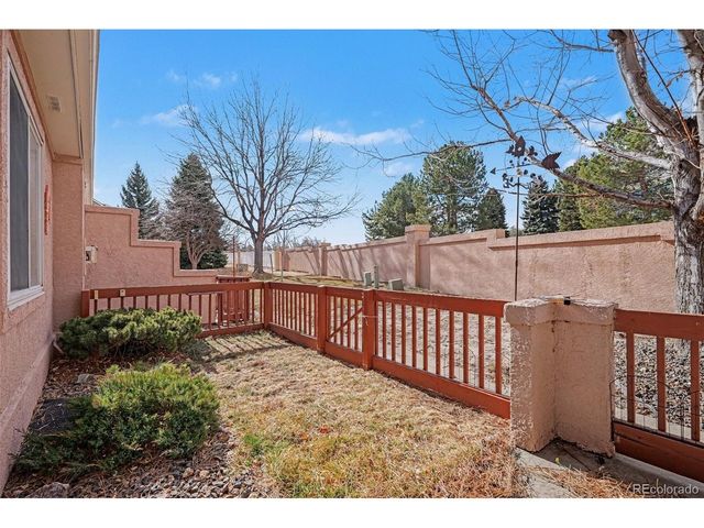 12412 E Caspian Dr, Aurora, CO 80014