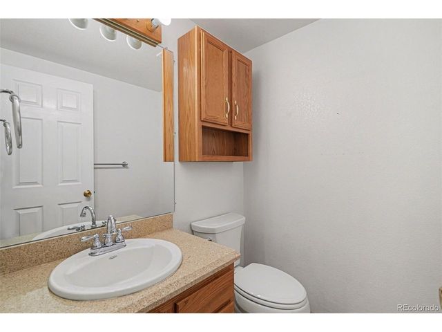 12412 E Caspian Dr, Aurora, CO 80014