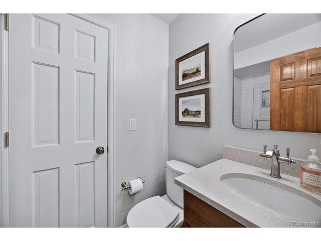 73 Buckthorn Dr, Littleton, CO 80127