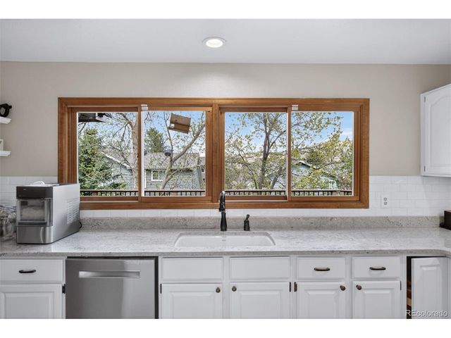 73 Buckthorn Dr, Littleton, CO 80127