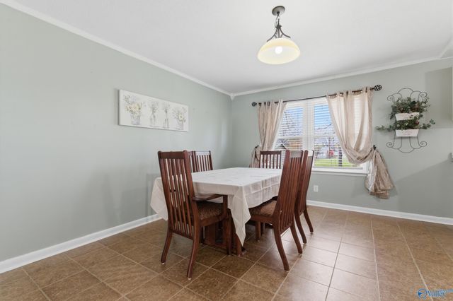 503 Broadway Street, Hartselle, AL 35640