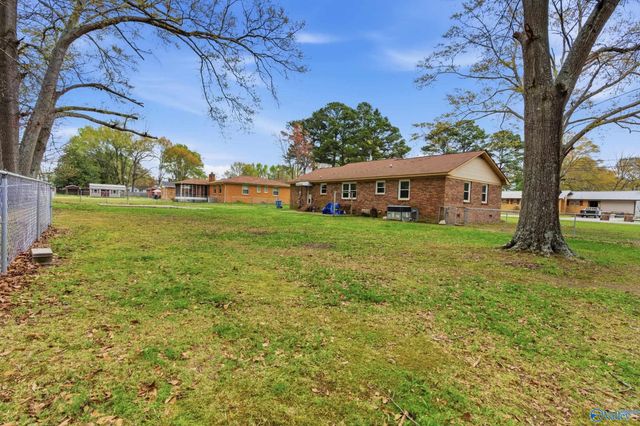 503 Broadway Street, Hartselle, AL 35640