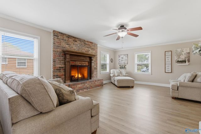 503 Broadway Street, Hartselle, AL 35640