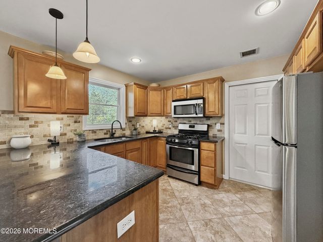 239 Crescent Avenue, Jackson, NJ 08527