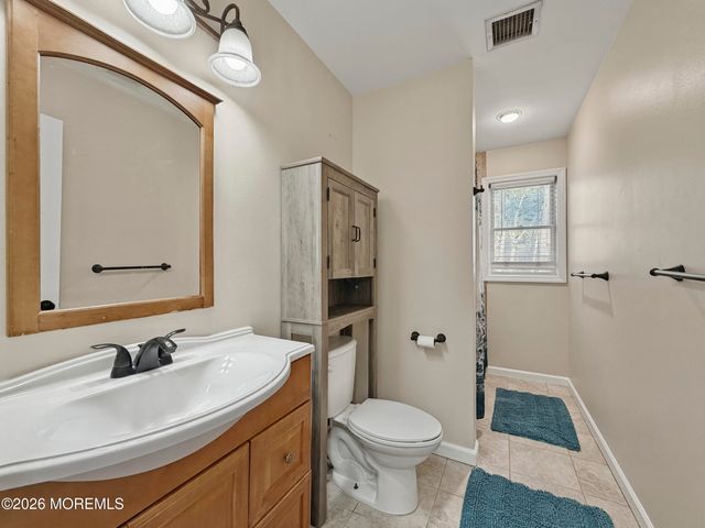239 Crescent Avenue, Jackson, NJ 08527